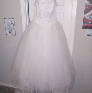 Micheal Angelo Wedding/Occasion Dress! 🤍